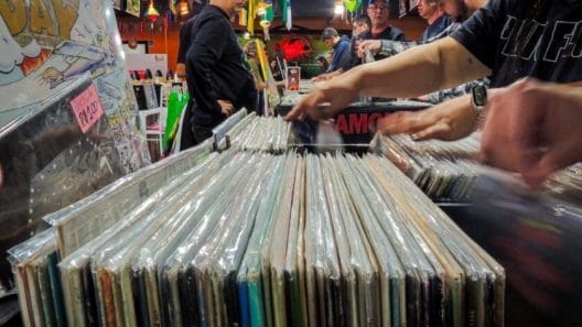 Feira de Vinil, Colecionáveis & Variedades de Curitiba